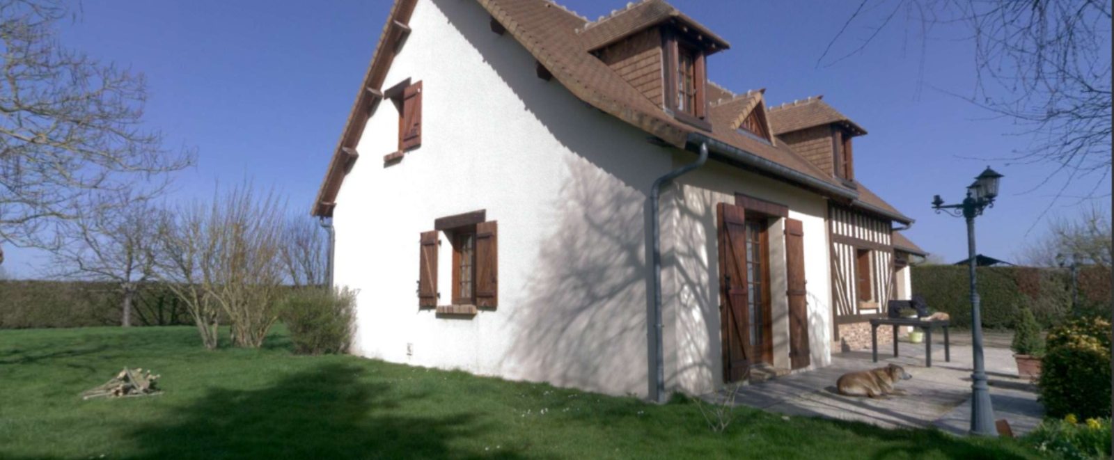 Maison à Ferrière-Haut-Clocher avant l'aménagement PMR et la création du jardin d'hiver
