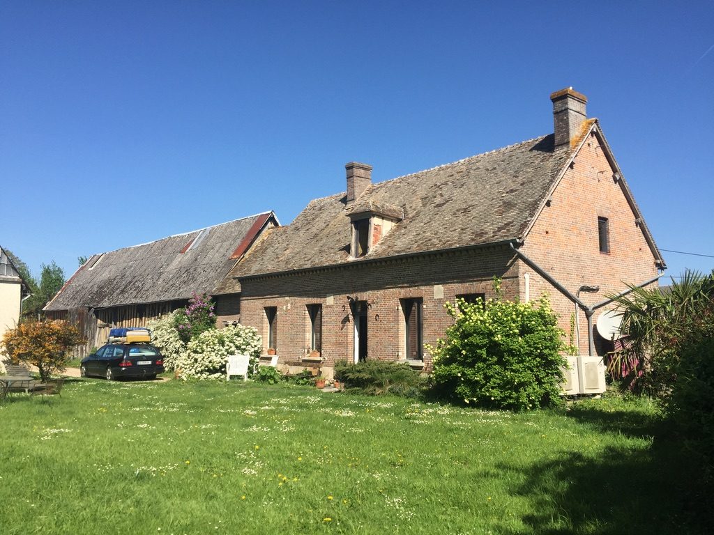 Longère à Serez avant rénovation